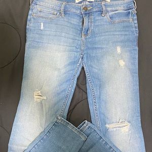 Hollister Low-Rise Super Skinny Jeans